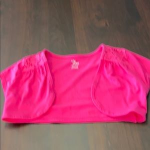 Girl’s pink cotton shrug